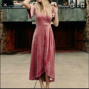 EUC Fantastic Fawn Pink Velvet Wrap Dress. Size medium.